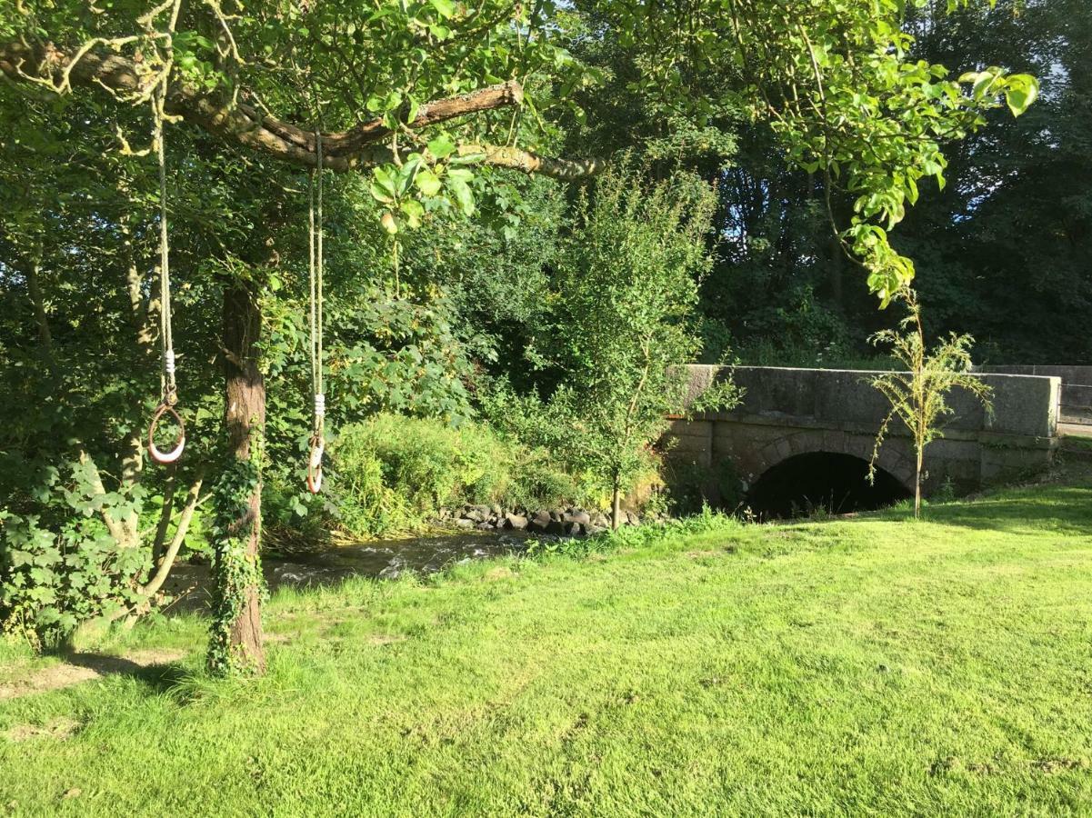 Maesbury Riverside Oswestry Eksteriør bilde